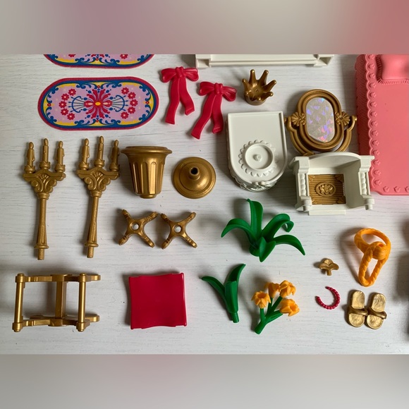 Vintage Playmobil 3020 Princess Bedroom with Canopy Bed - Picture 5 of 15